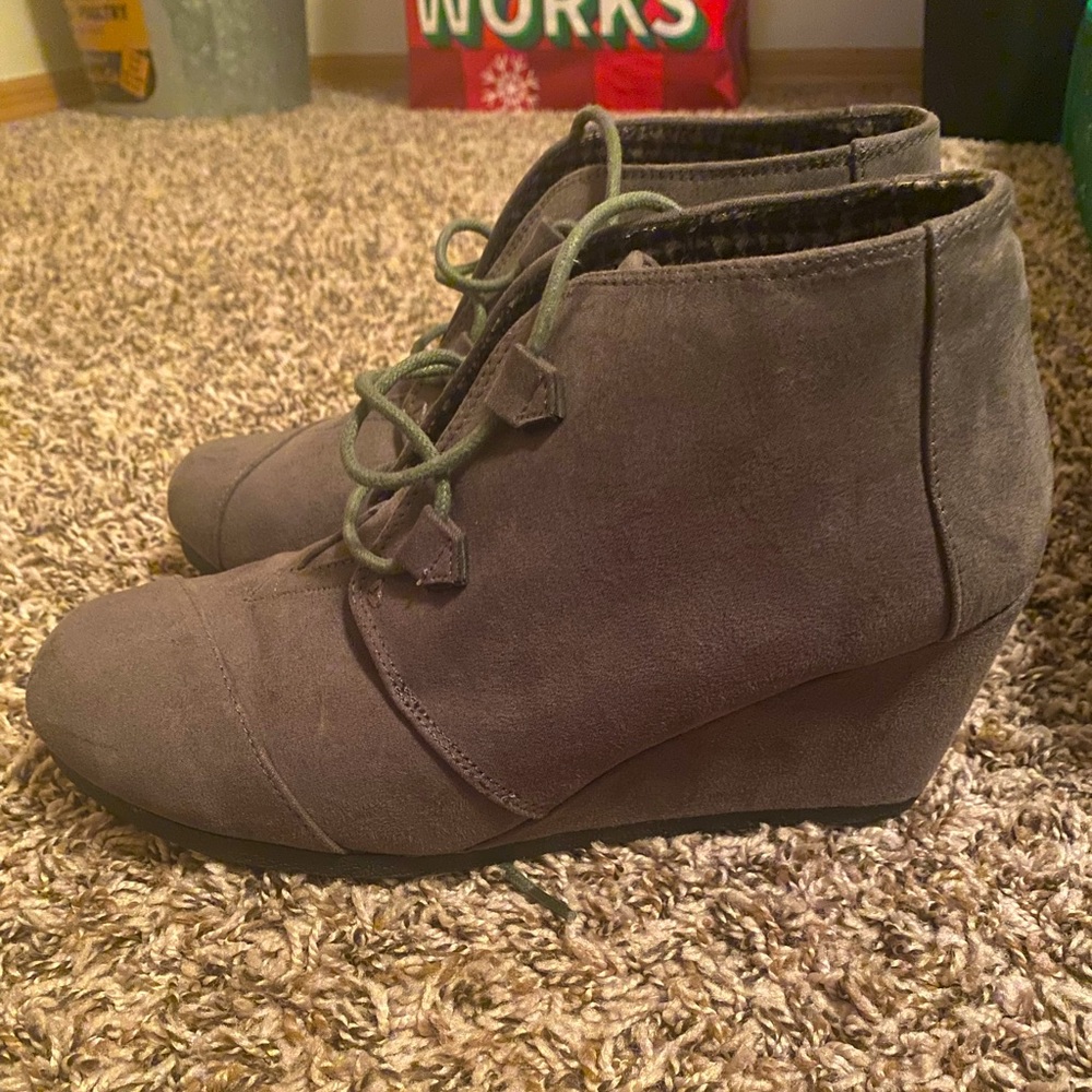 Gray Wedge boots
